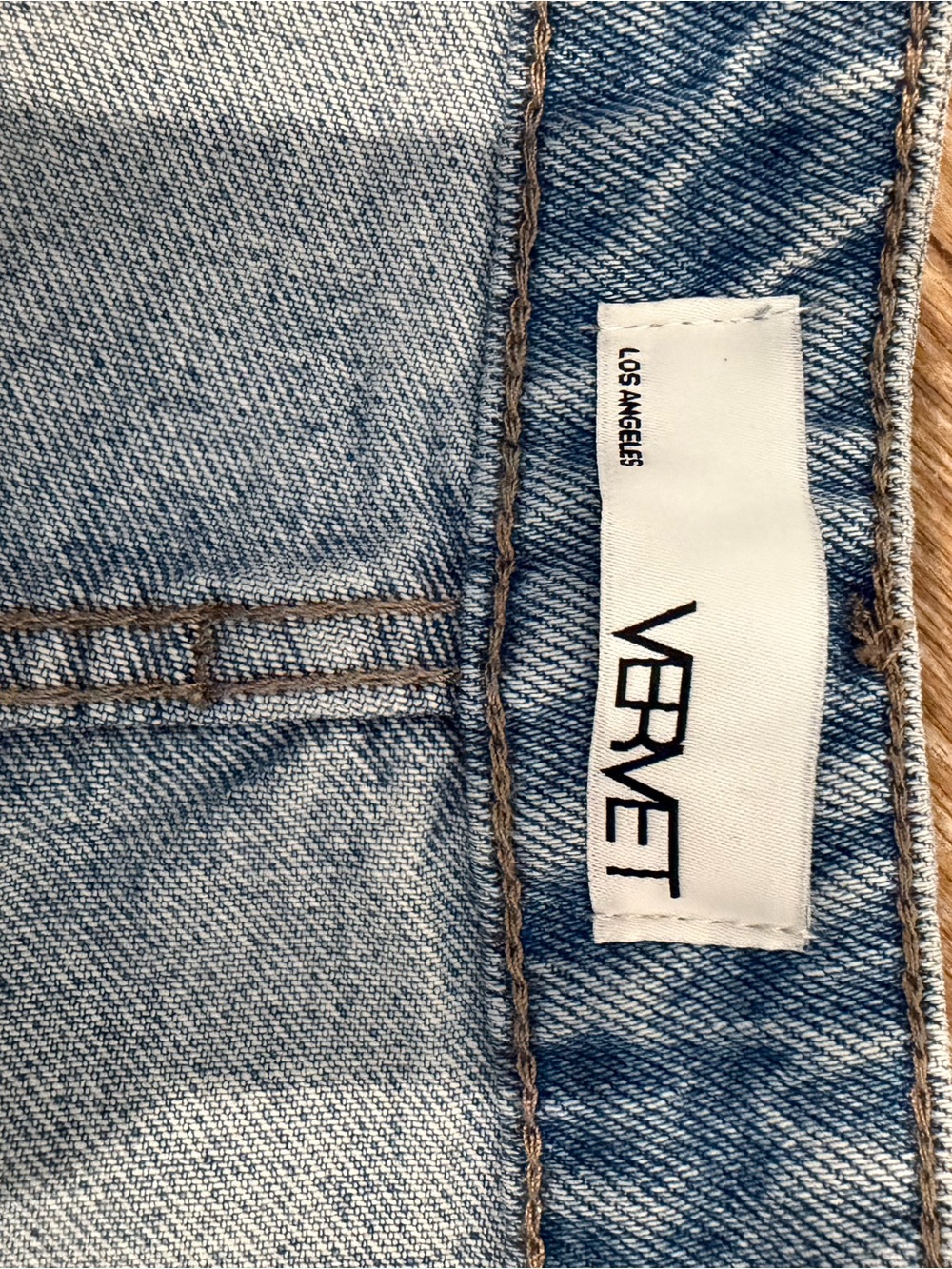 Vervet Sasha Mom Shorts Light Blue Distressed Denim Shorts V2814 NWT Size L - Picture 6 of 12